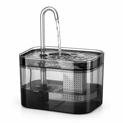 Fontaine à eau 1,5 L — packshot premium sur fond blanc