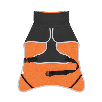 Intérieur du manteau noir, doublure orange et sangle ventrale